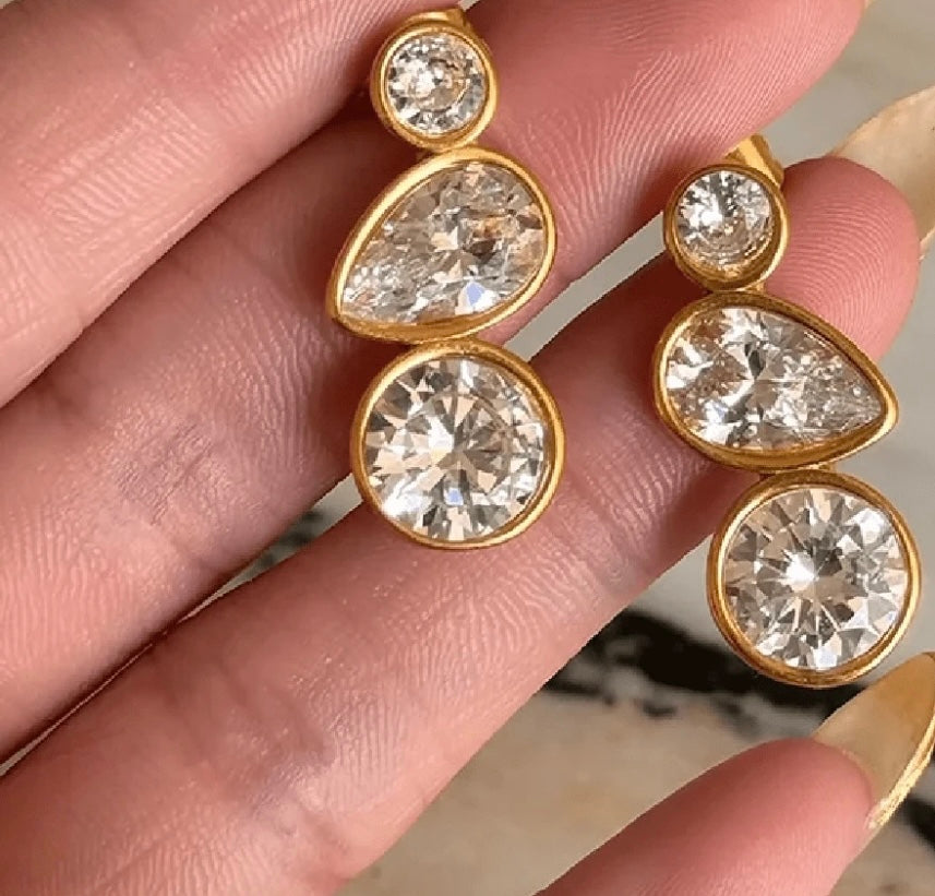 Lumiere Drop Earrings with Strawberry Case