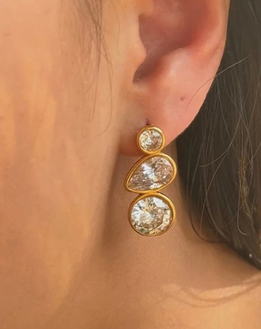 Lumiere Drop Earrings with Strawberry Case